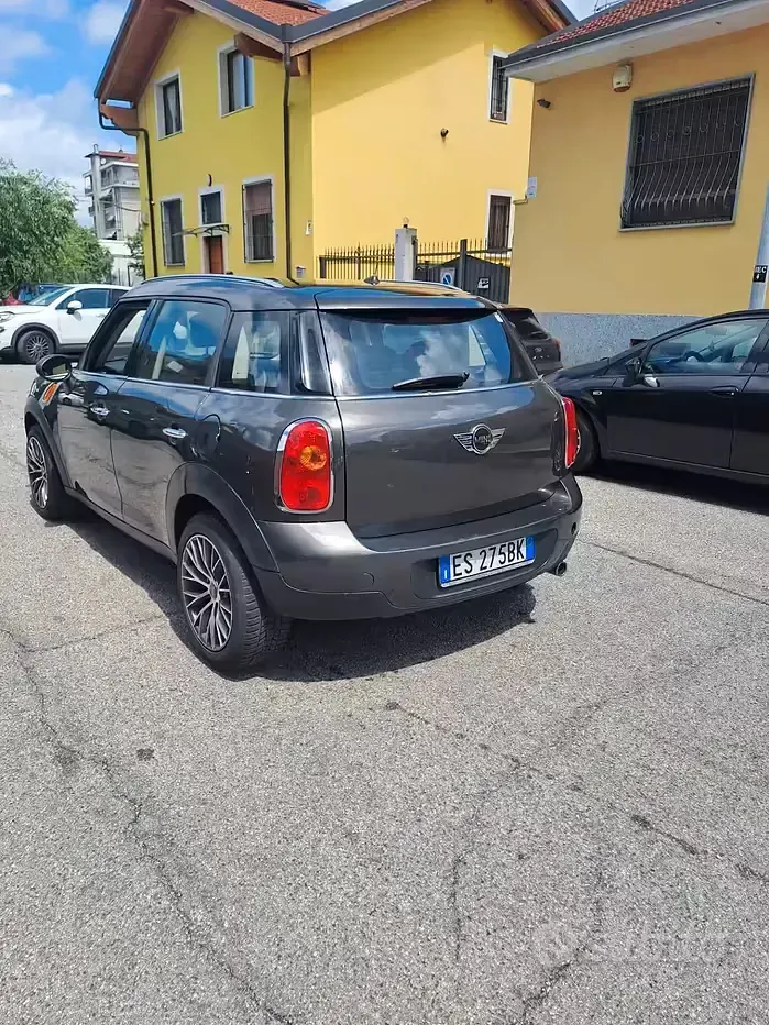 Usata Mini One Countryman 98 CV (72 kW) 2013 Beige SUV