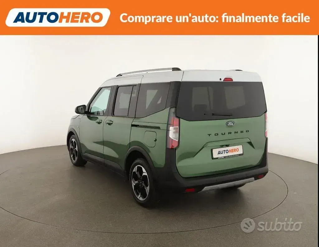 Usata Ford Tourneo Courier Active 125 CV (91 kW) 2024 Verde Monovolume