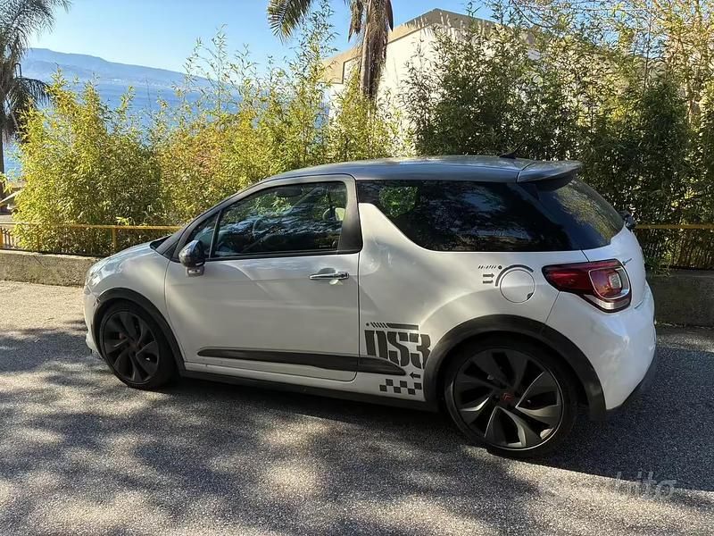Usata Citroën DS3 2011 Bianco Utilitaria
