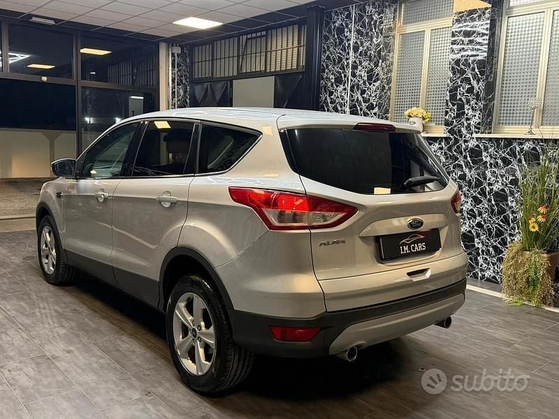 Usata Ford Kuga Titanium 140 CV (102 kW) 2014 Grigio SUV
