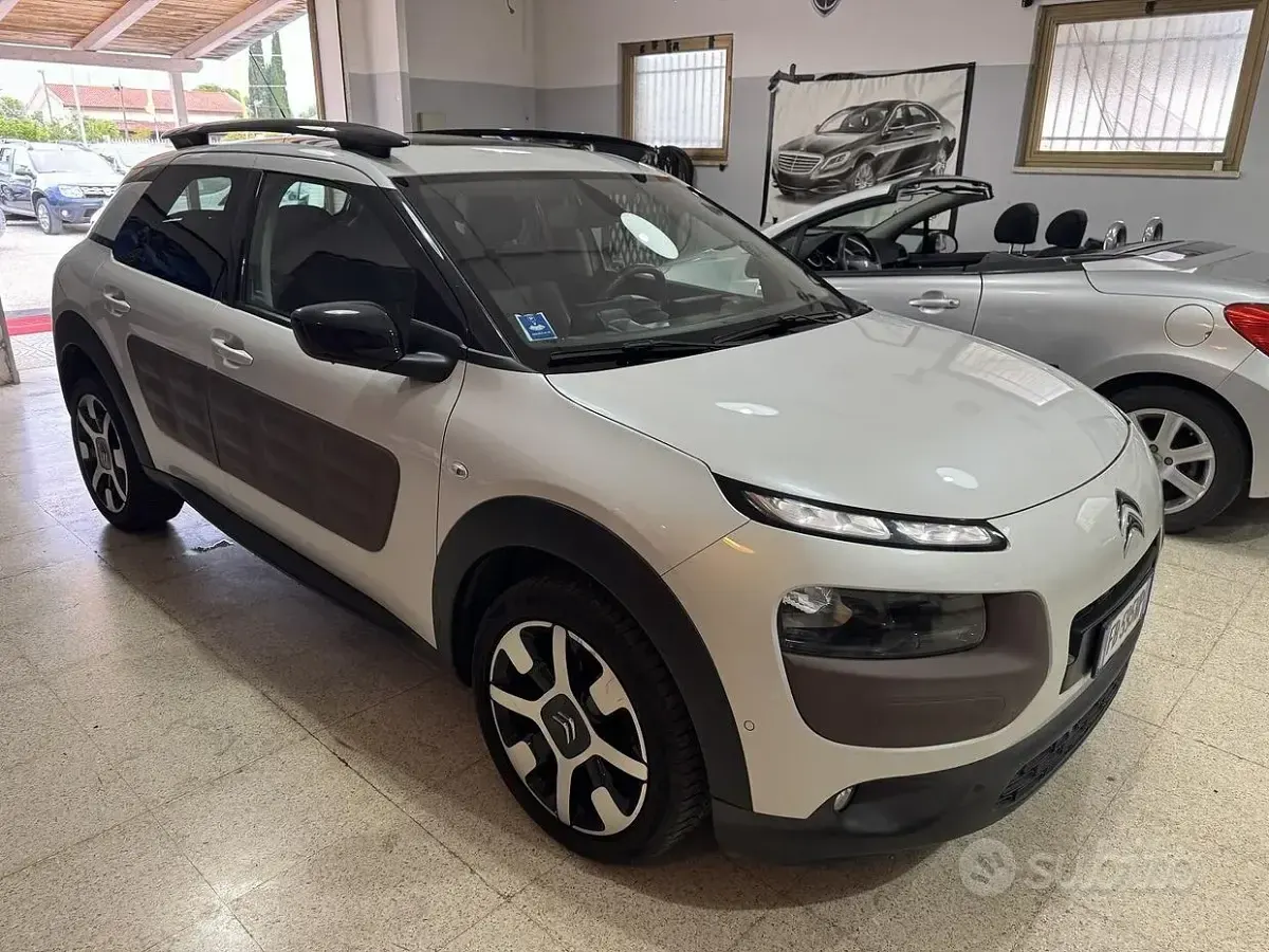 Usata Citroën C4 82 CV (60 kW) 2016 Bianco Berlina