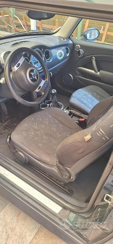 Usata Mini ONE 88 CV (64 kW) 2005 Verde Utilitaria