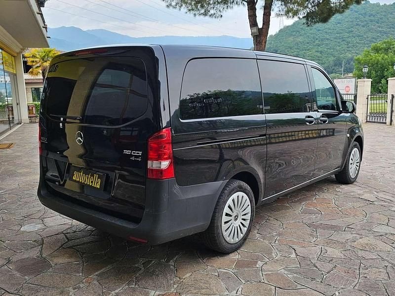 Usata Mercedes Vito 163 CV (119 kW) 2022 Nero Furgone
