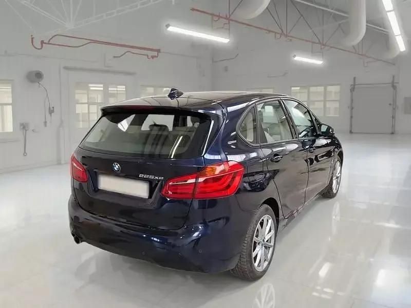 Usata BMW 225 Active Tourer iPerformance 136 CV (100 kW) 2019 Blu Monovolume