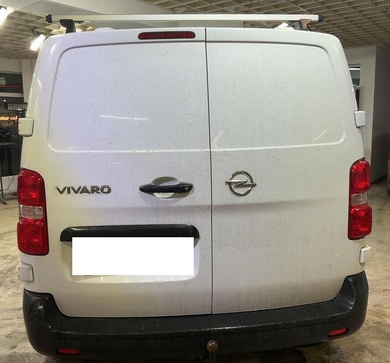Usata Opel Vivaro 120 CV (88 kW) 2024 Monovolume