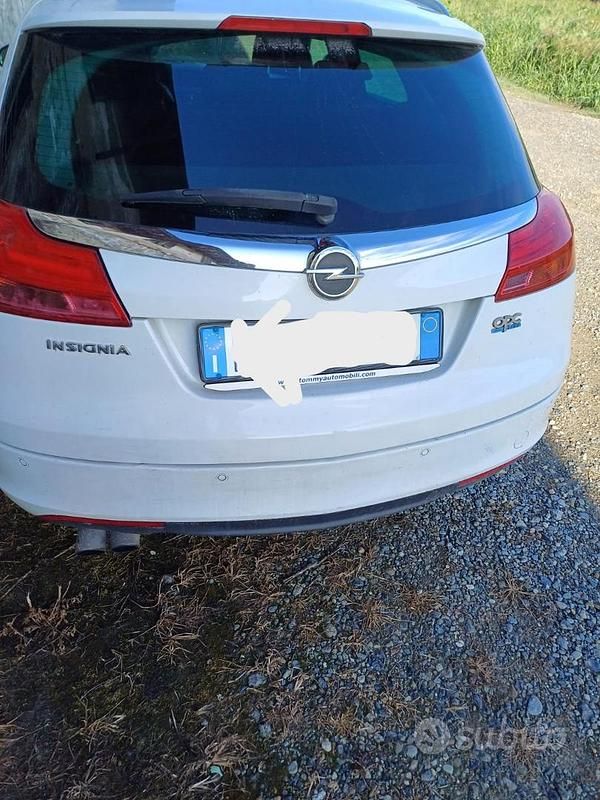 Occasion Opel Insignia OPC 2011 Blanc Berline