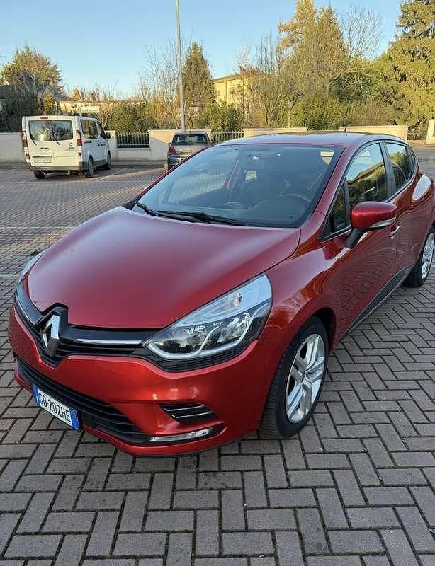Usata Renault Clio V Intens 90 CV (66 kW) 2021 Berlina