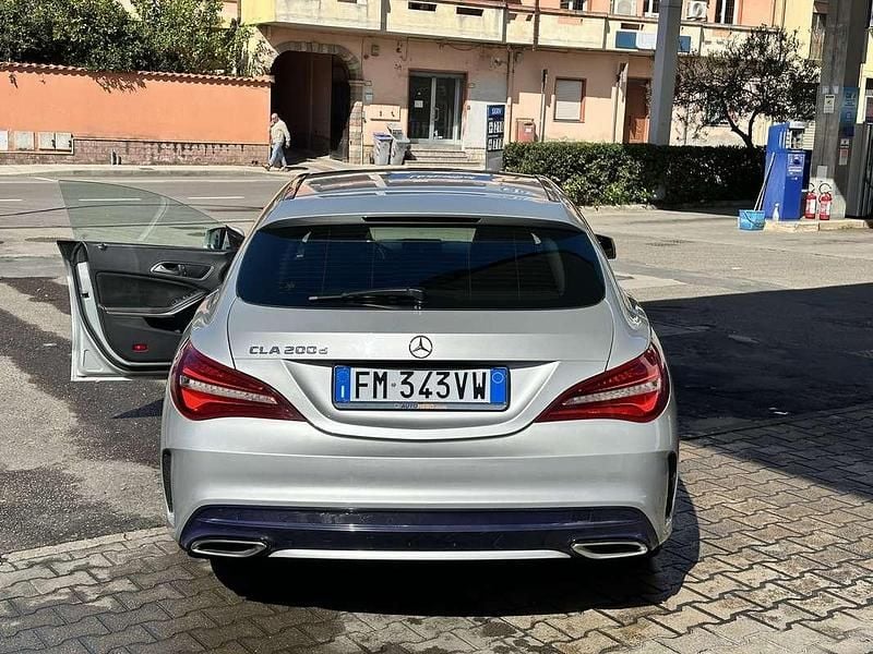 Usata Mercedes CLA200 Shooting Brake Premium 136 CV (100 kW) 2017 Station wagon
