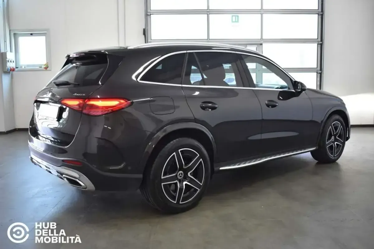 Usata Mercedes GLC220 Advanced 197 CV (144 kW) 2023 Grigio SUV