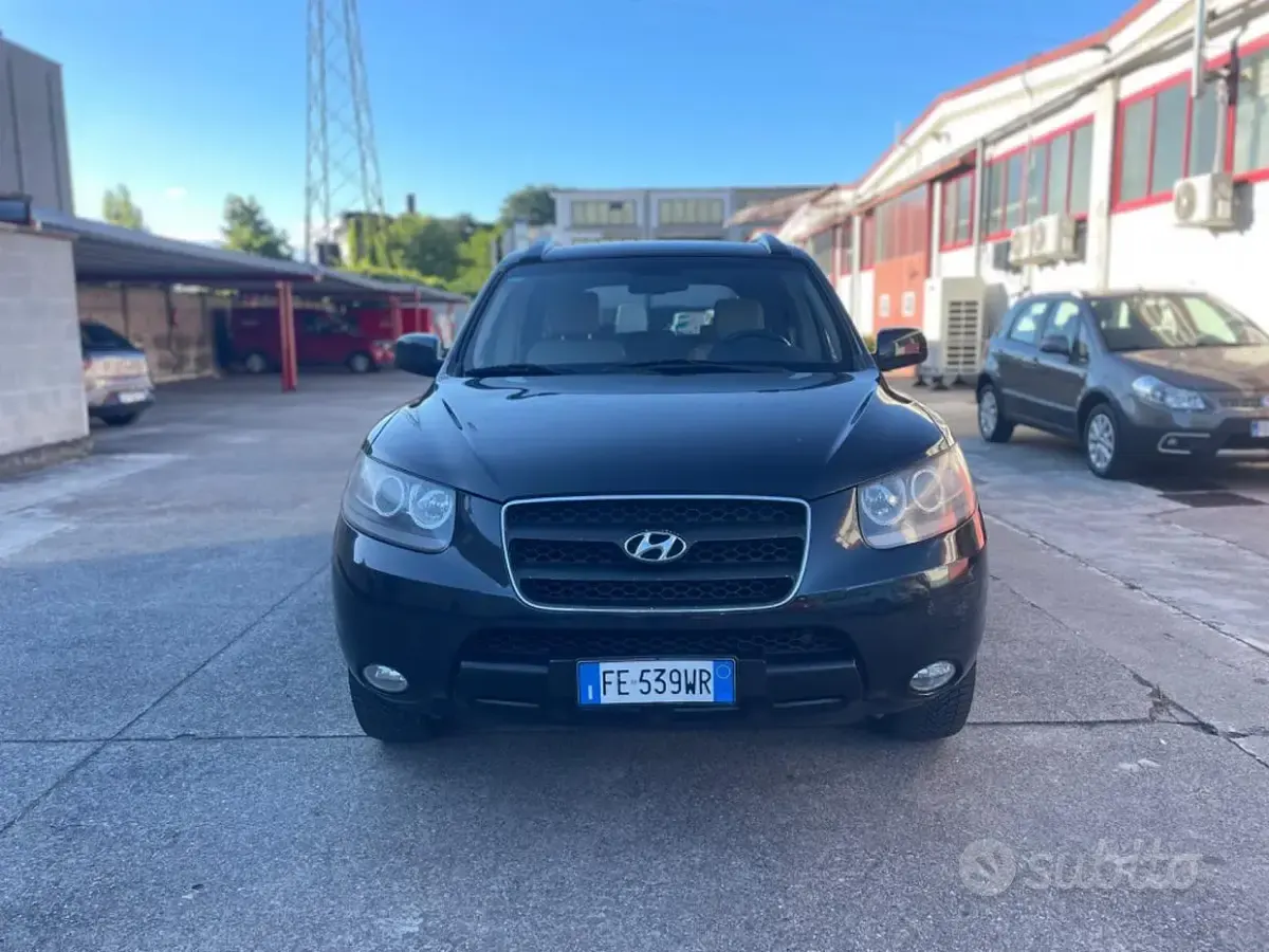 Usata Hyundai Santa Fe Active 150 CV (110 kW) 2006 Nero SUV