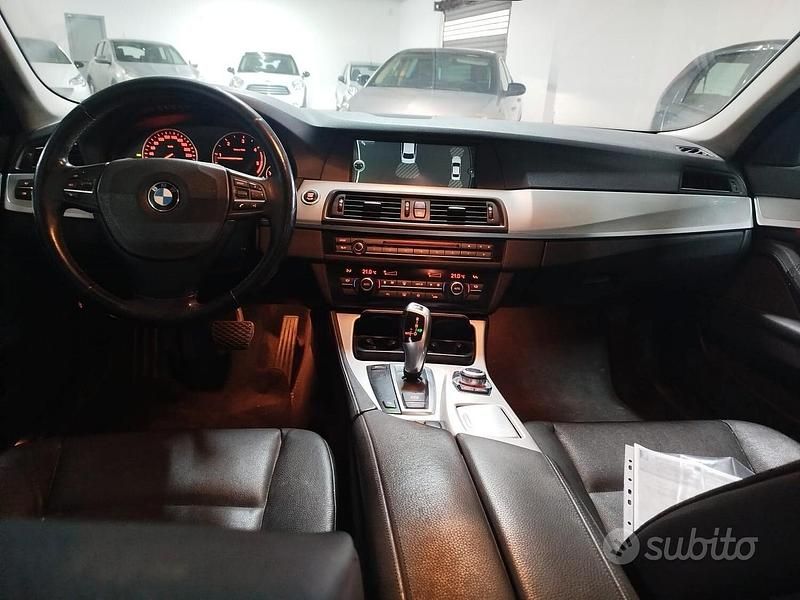 Begagnad BMW 520 Efficient Dynamics 184 HK (135 kW) 2011 Grå Sedan