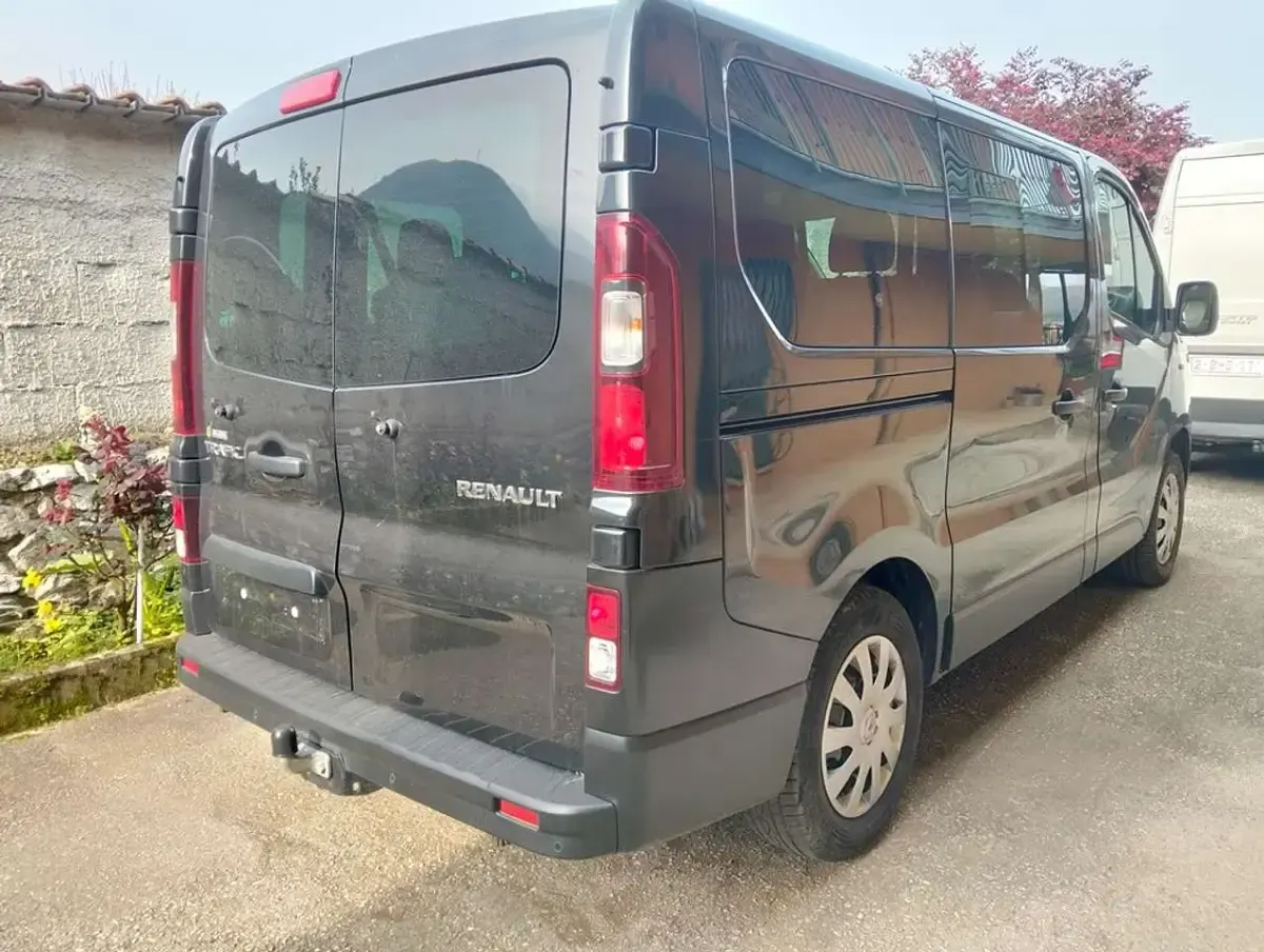 Usata Renault Trafic 121 CV (88 kW) 2019 Nero Monovolume