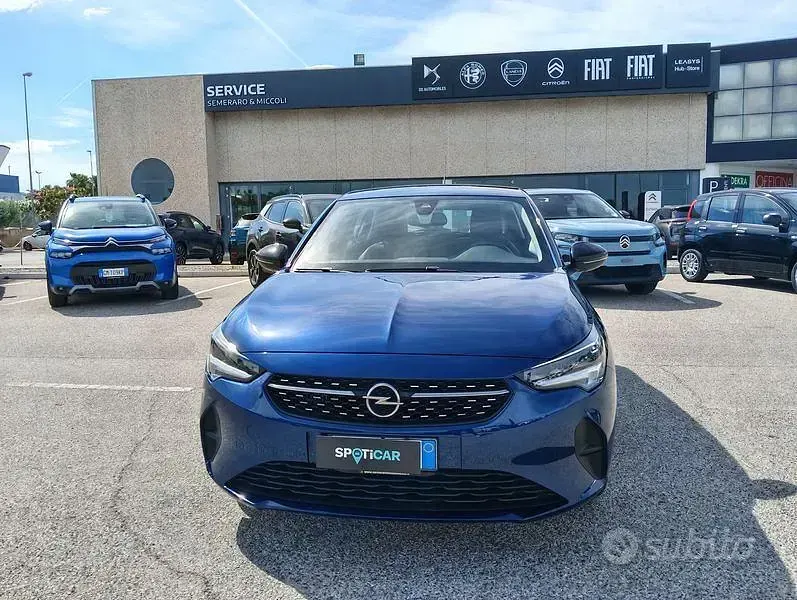 Usata Opel Corsa Elegance 101 CV (74 kW) 2021 Blu Berlina