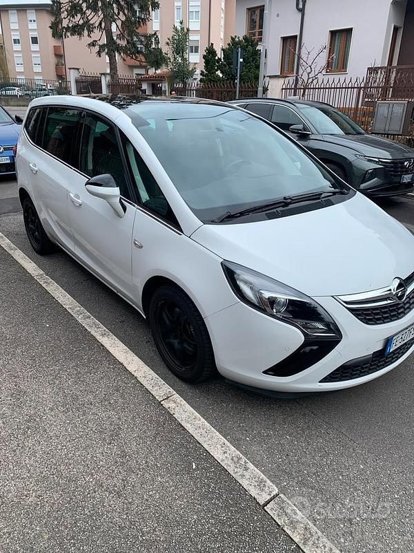 Usata Opel Zafira Tourer 140 CV (102 kW) 2016 Bianco Monovolume