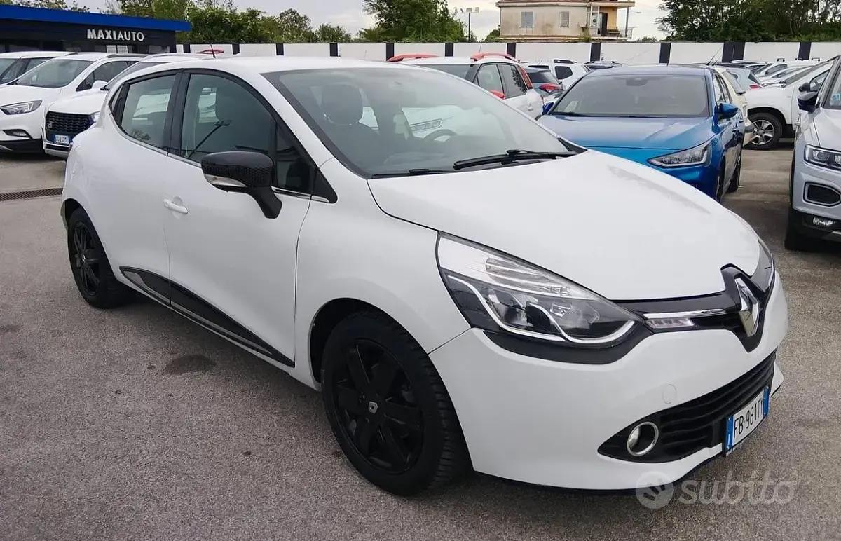 Usata Renault Clio IV 75 CV (55 kW) 2016 Bianco Berlina