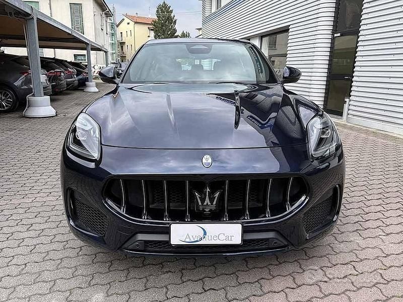 Usata Maserati Grecale GT 300 CV (220 kW) 2022 Blu / metallizzato SUV