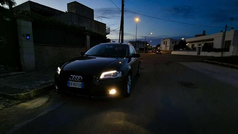 Usata Audi A3 Ambiente 105 CV (77 kW) 2011 Utilitaria