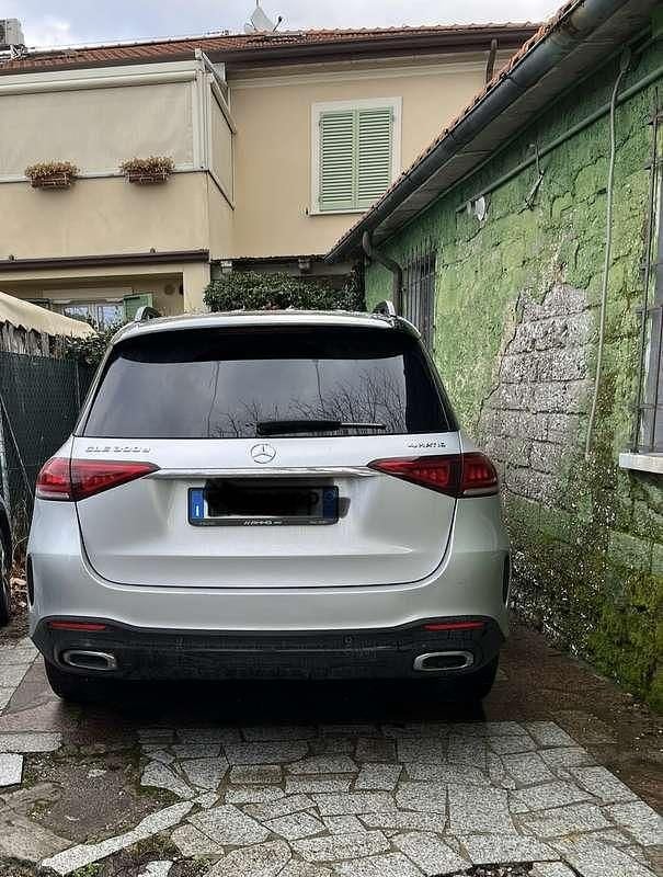 Argento Usata 2019 Mercedes GLE300 SUV | 48.000 € (Buon prezzo) - Immagine 1/4