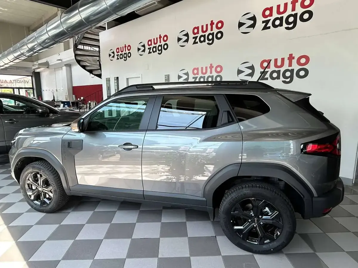 Nuova Dacia Duster Extreme 150 CV (110 kW) 2026 Grigio scisto SUV
