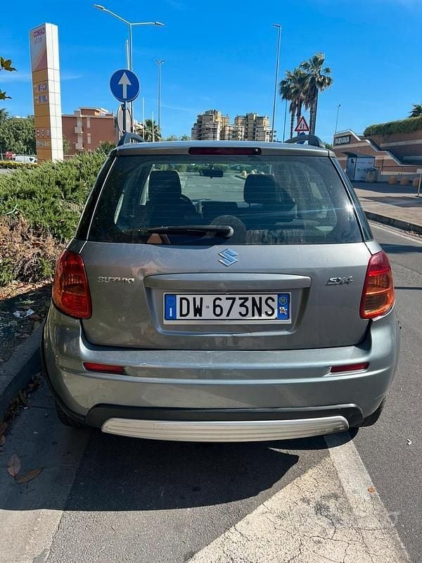 Usata Suzuki SX4 90 CV (66 kW) 2009 Marrone Berlina