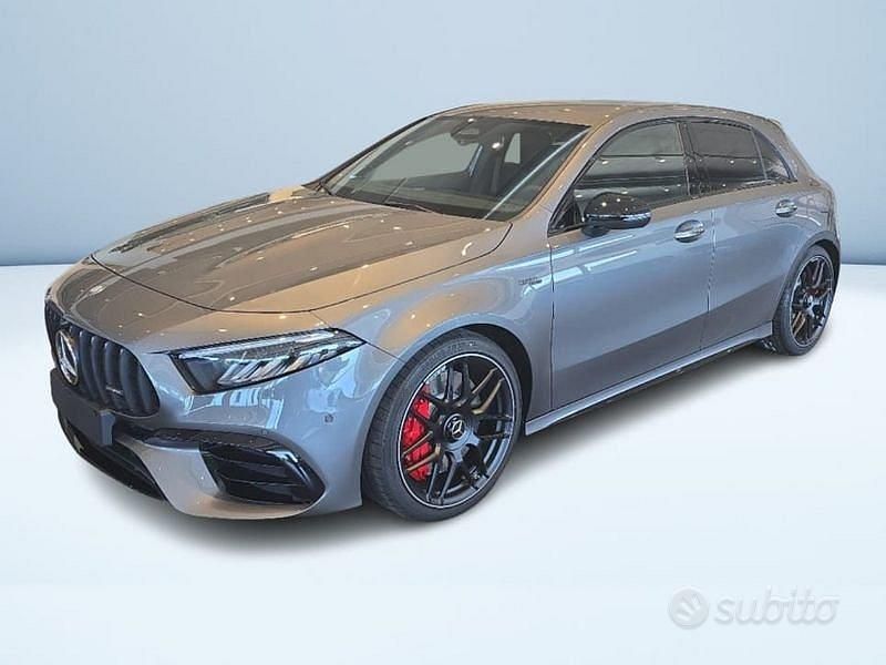 Grigio Nuova 2025 Mercedes A45 AMG AMG Tre volumi | 63.300 € (Ottimo prezzo) - Immagine 1/4