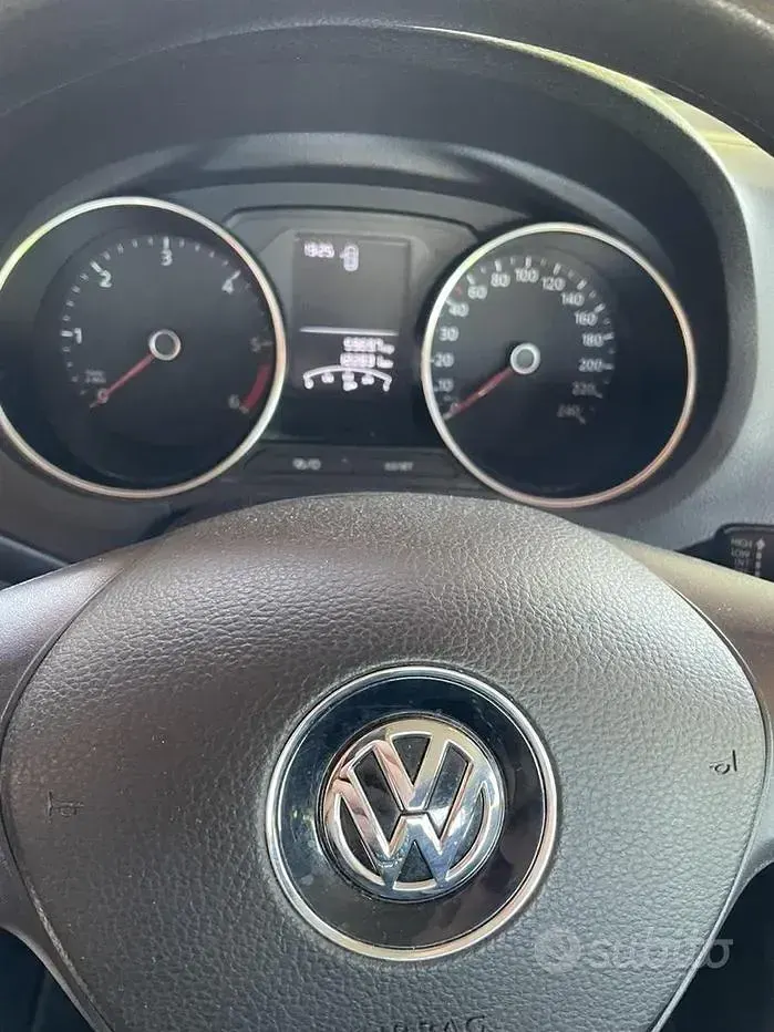 Usata VW Polo 75 CV (55 kW) 2015 Bianco Berlina