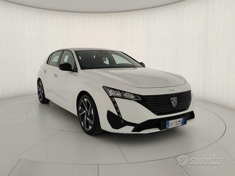 Usata Peugeot 308 Active 110 CV (80 kW) 2022 Bianco Berlina