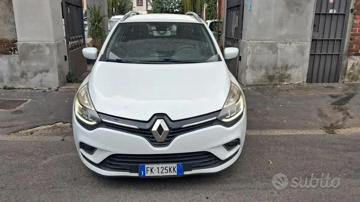 Usata Renault Clio Intens 75 CV (55 kW) 2017 Bianco Station wagon