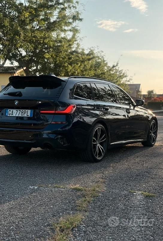 Usata BMW 320 M Sport 190 CV (139 kW) 2020 Blu Station wagon