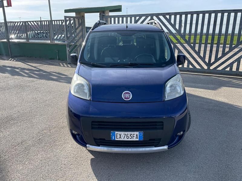 Usata Fiat Qubo Trekking 95 CV (69 kW) 2014 Blu Monovolume