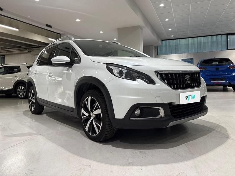 Usata Peugeot 2008 Allure 120 CV (88 kW) 2018 Bianco SUV