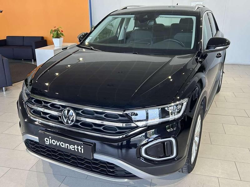 Usata VW T-Roc Style 116 CV (85 kW) 2025 Nero SUV