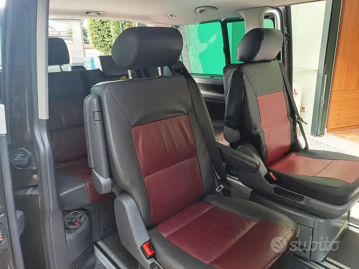 Usado VW T5 174 HP (127 kW) 2008 Castanho Van