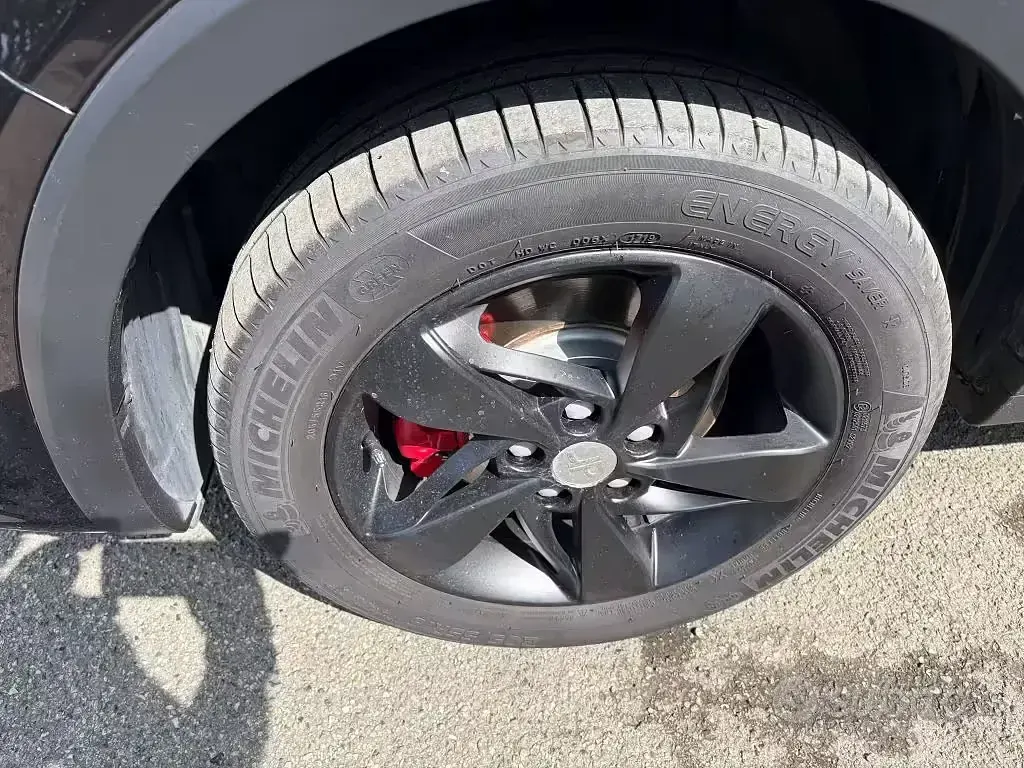Begagnad DR DR4 114 HK (83 kW) 2019 Svart SUV