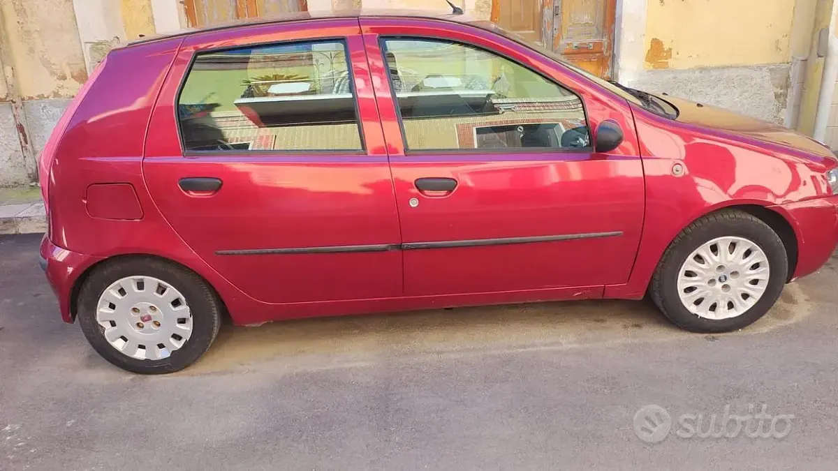 Usata Fiat Punto 60 CV (44 kW) 2002 Utilitaria