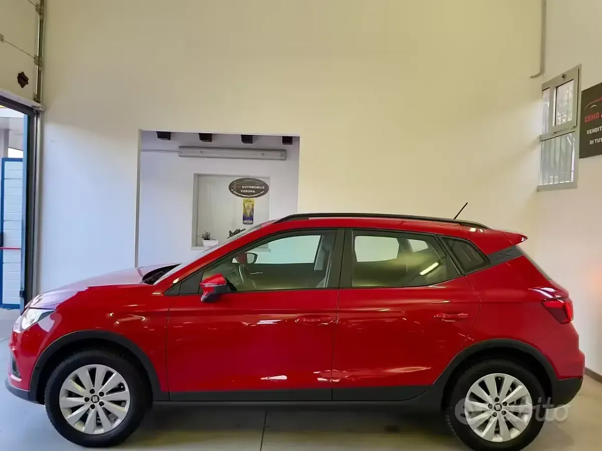 Käytetty Seat Arona Style 90 HP (66 kW) 2020 Punainen Katumaasturi