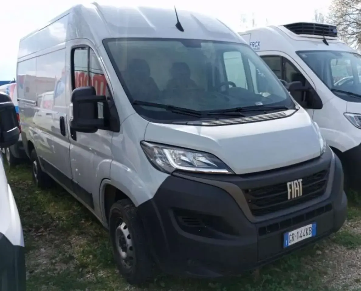 Usata Fiat Ducato 140 CV (102 kW) 2023 Bianco Furgone
