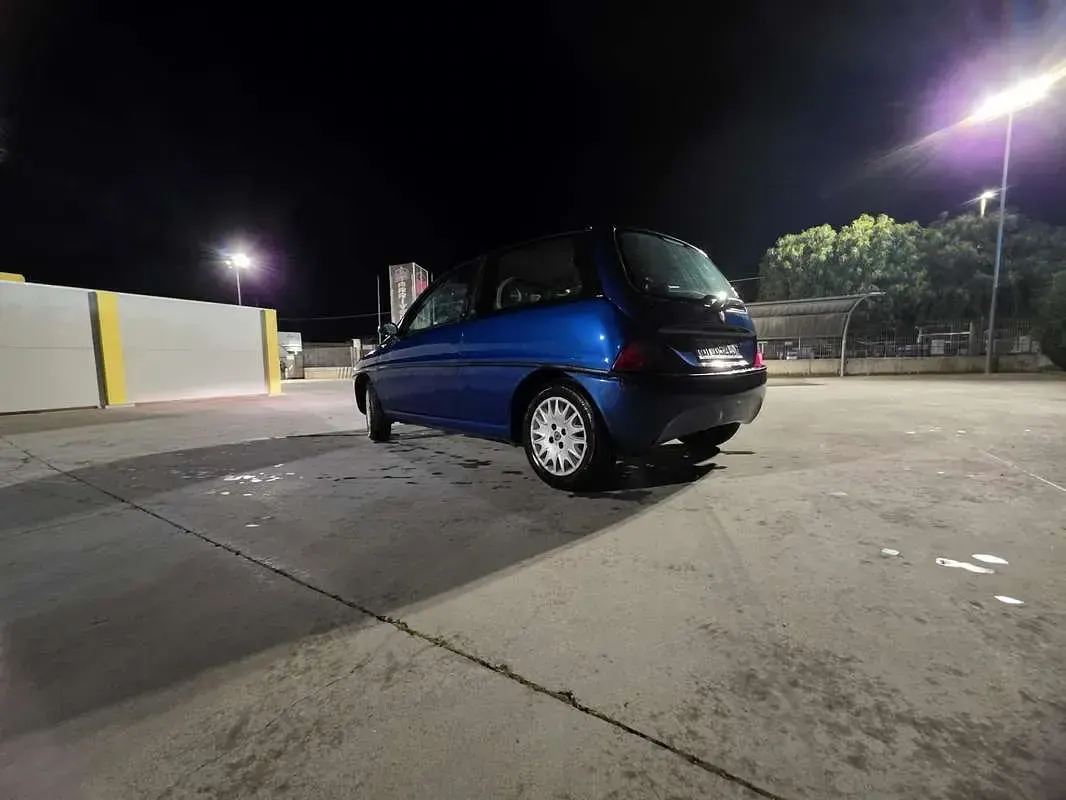 Usata Lancia Ypsilon 54 CV (39 kW) 2000 Utilitaria