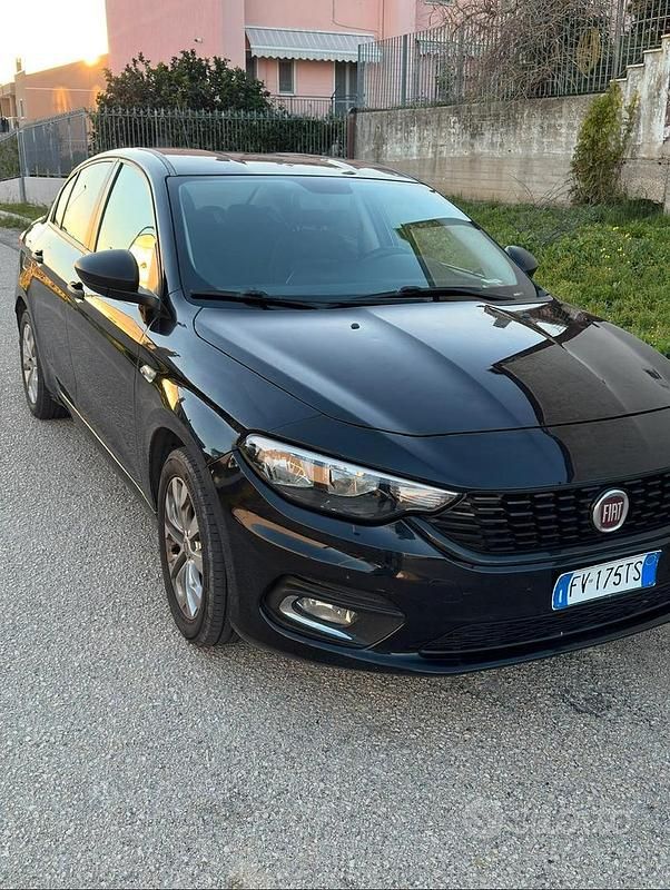 Nero Usata 2019 Fiat Tipo Tre volumi | 6500 € (Super prezzo) - Immagine 1/4