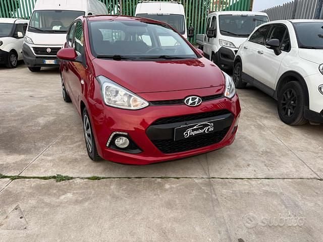 Usata Hyundai i10 Edition 2015 Bordeaux Utilitaria