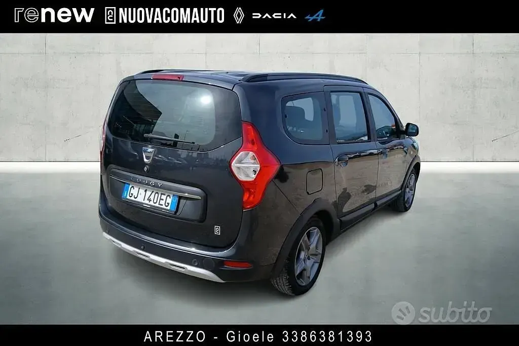 Usata Dacia Lodgy Stepway 116 CV (85 kW) 2022 Nero Monovolume