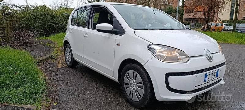 Usata VW up! Move 68 CV (50 kW) 2016 Bianco Utilitaria