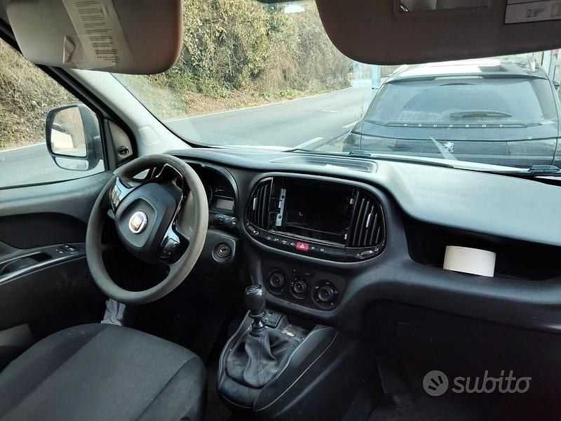 Usata Fiat Doblò 135 CV (99 kW) 2015 Bianco Monovolume