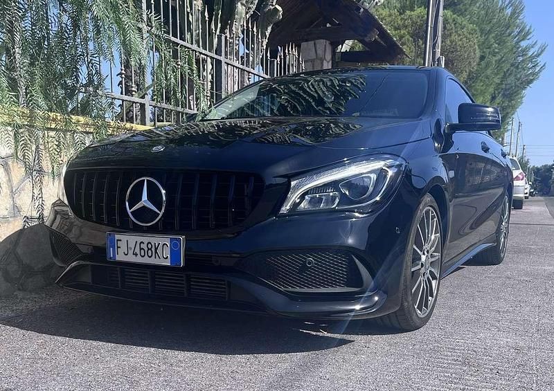 Usata Mercedes CLA200 Business 136 CV (100 kW) 2017 Berlina