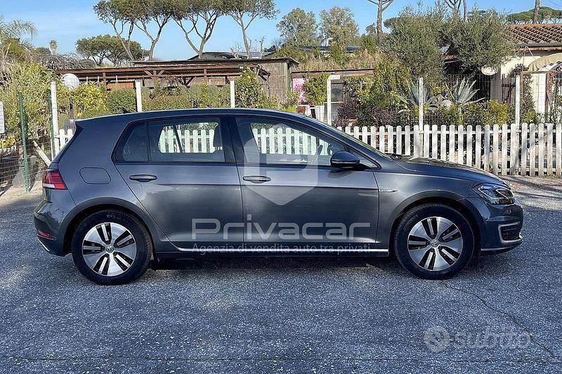 Usata VW e-Golf 100 kW (136 CV) 2020 Grigio Utilitaria