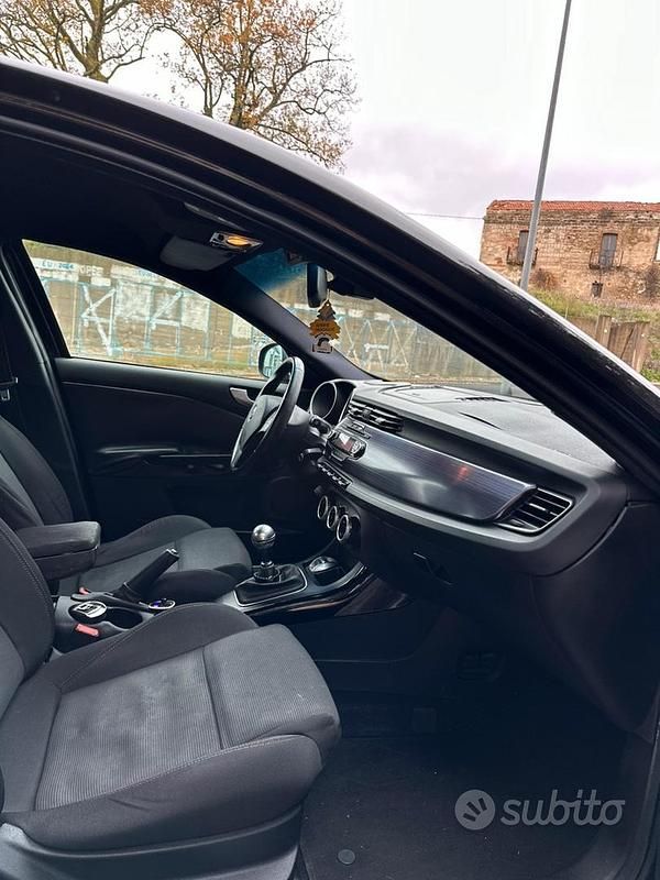 Usata Alfa Romeo Giulietta 2011 Nero Utilitaria