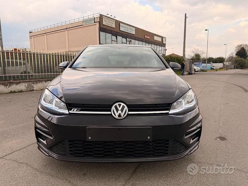Usata VW Golf VII R-line 150 CV (110 kW) 2017 Nero Berlina
