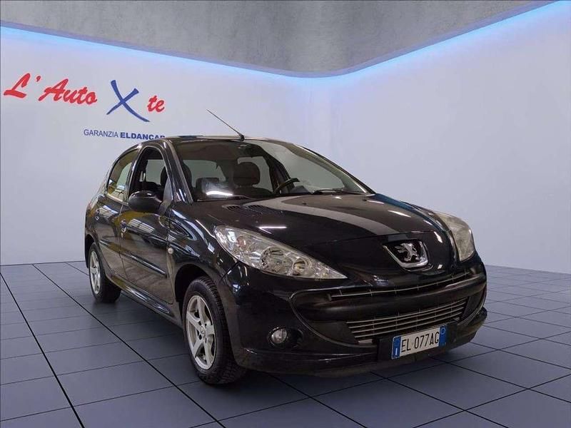 Usata Peugeot 206 60 CV (44 kW) 2012 Nero Berlina