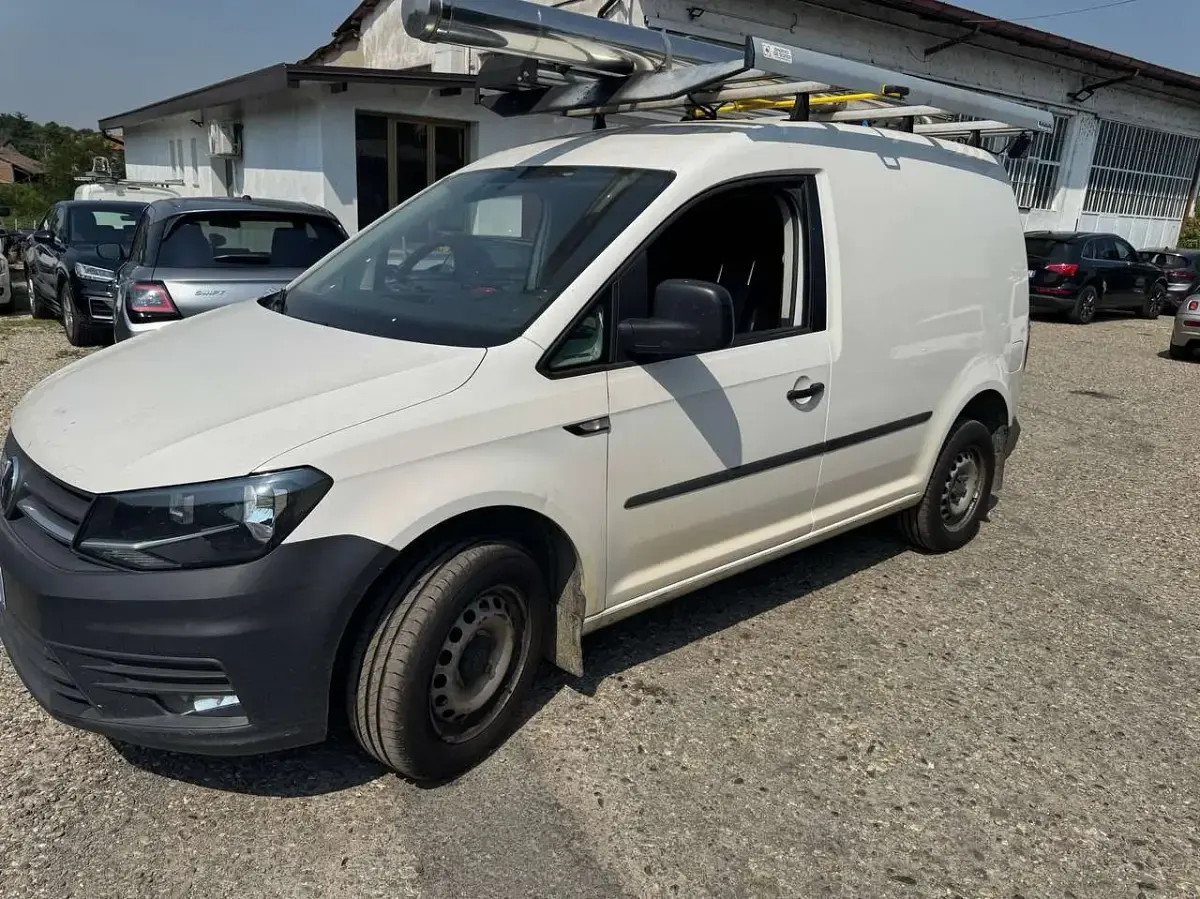 Usata VW Caddy 122 CV (89 kW) 2019 Bianco Monovolume