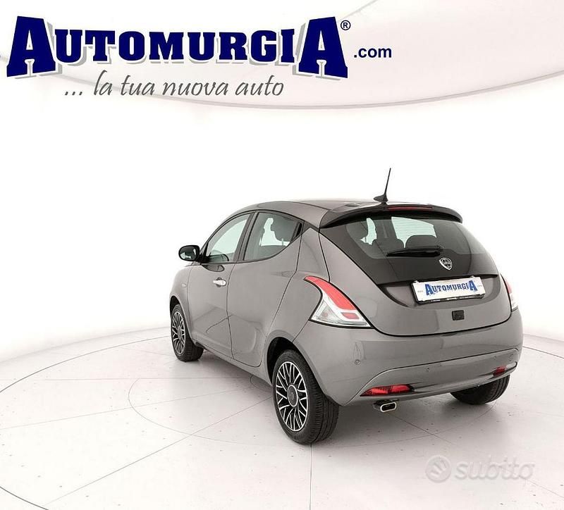 Usata Lancia Ypsilon S 69 CV (50 kW) 2024 Nero Utilitaria